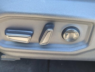 2023 Toyota Tundra 2WD 2WD Limited Hybrid CrewMax 5.5' Bed (Natl)