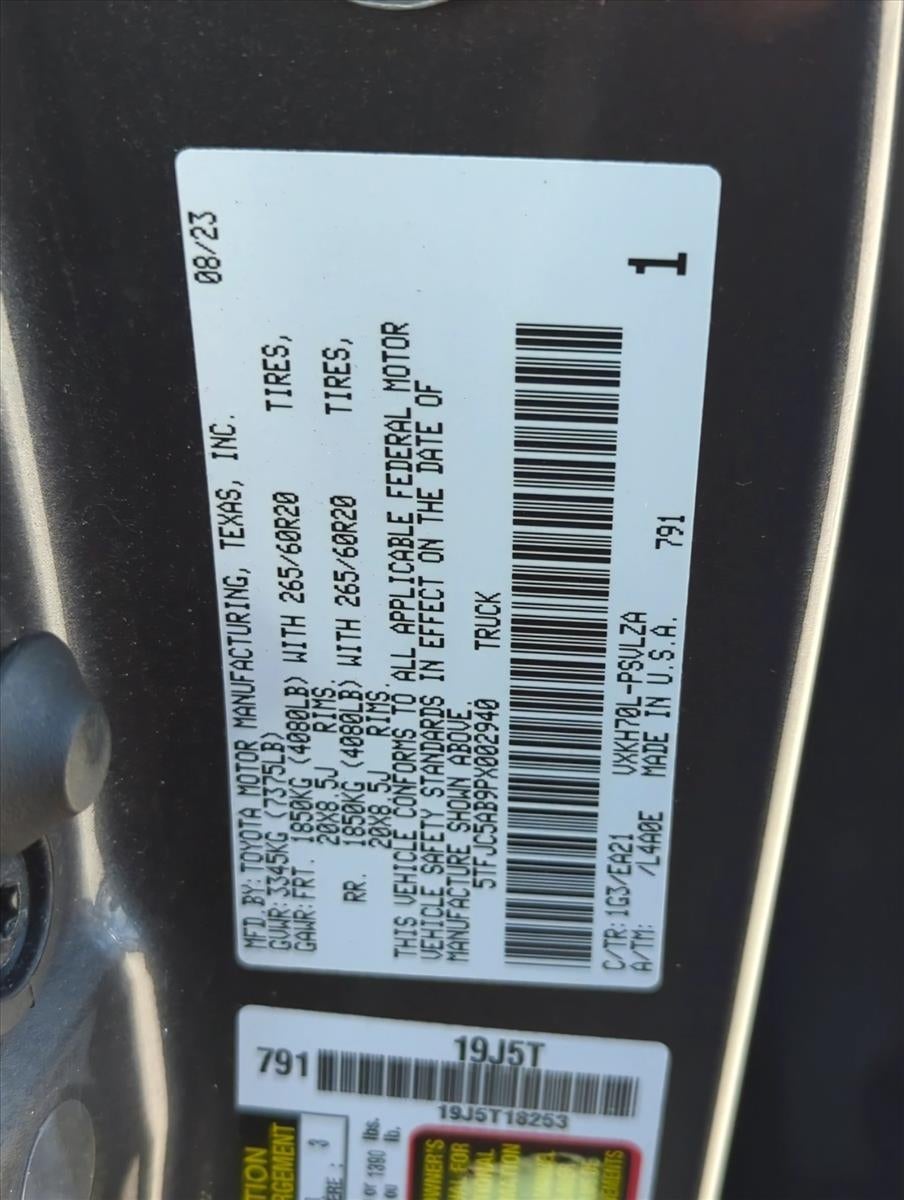 2023 Toyota Tundra 2WD 2WD Limited Hybrid CrewMax 5.5' Bed (Natl)