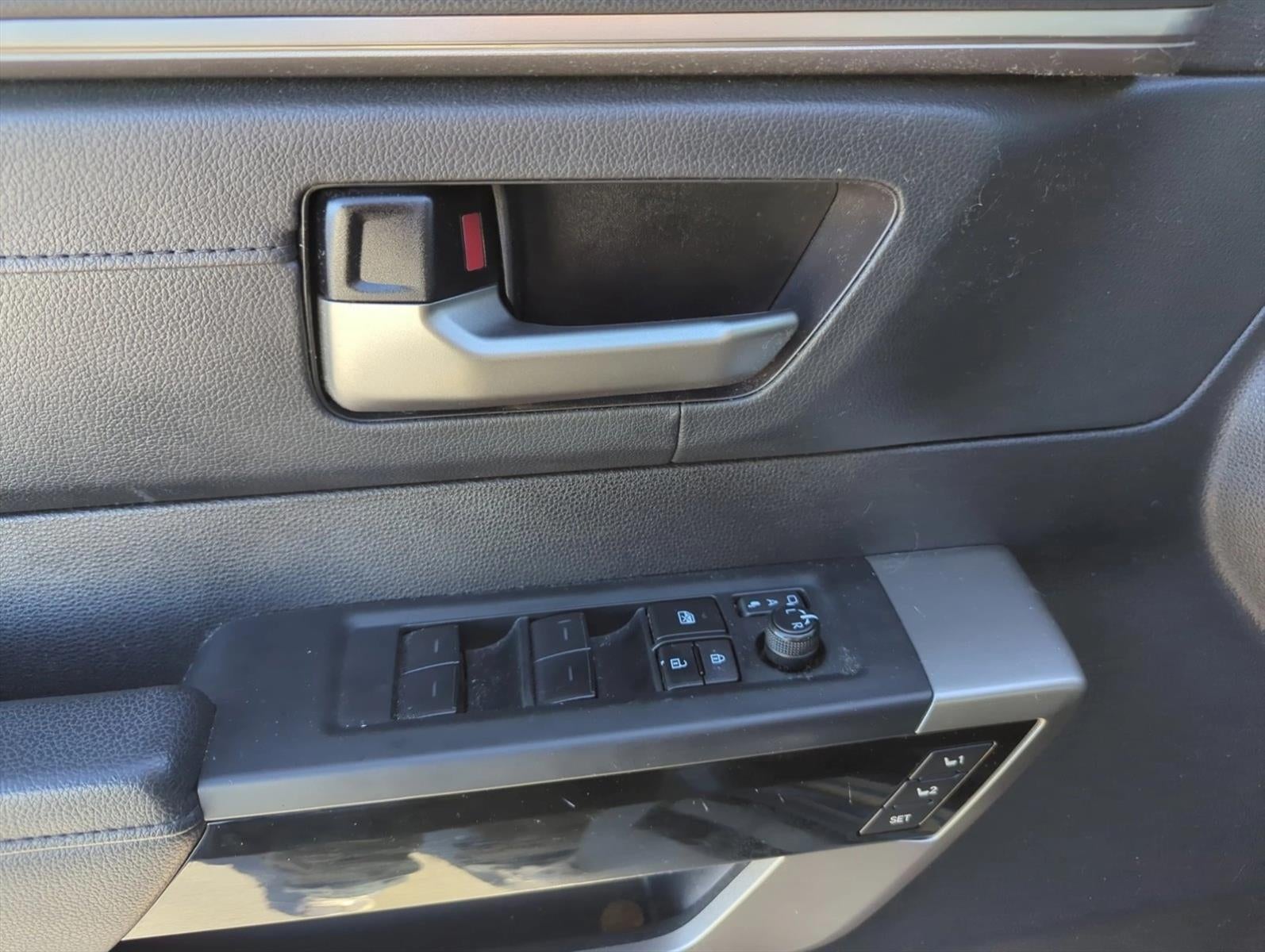 2023 Toyota Tundra 2WD 2WD Limited Hybrid CrewMax 5.5' Bed (Natl)