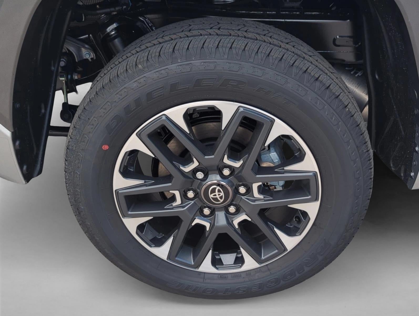 2026 Toyota Tundra 4WD 4WD Limited Hybrid CrewMax 5.5' Bed (Natl)