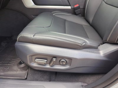2026 Toyota Tundra 4WD 4WD Limited Hybrid CrewMax 5.5' Bed (Natl)