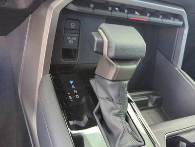2026 Toyota Tundra 4WD 4WD Limited Hybrid CrewMax 5.5' Bed (Natl)