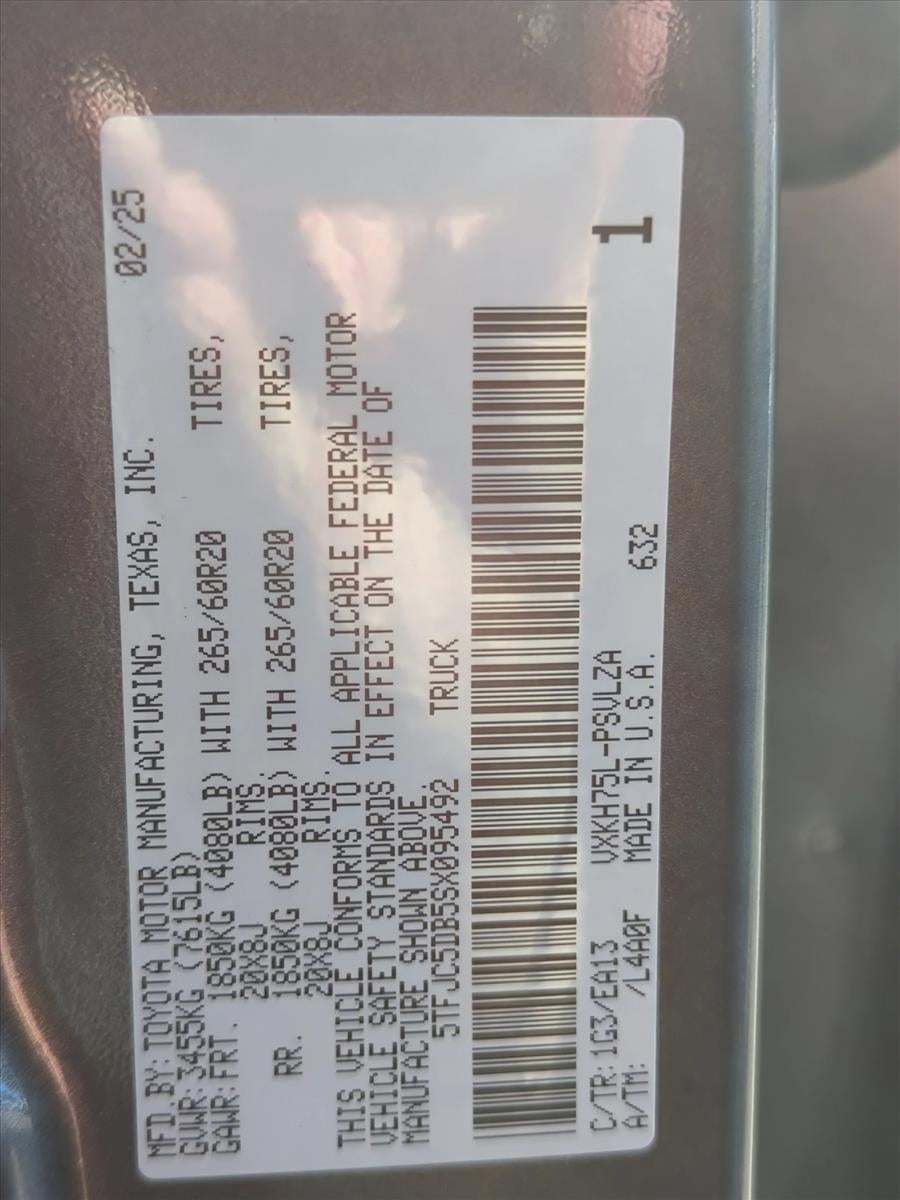 2025 Toyota Tundra 4WD 4WD Limited Hybrid CrewMax 5.5' Bed (Natl)
