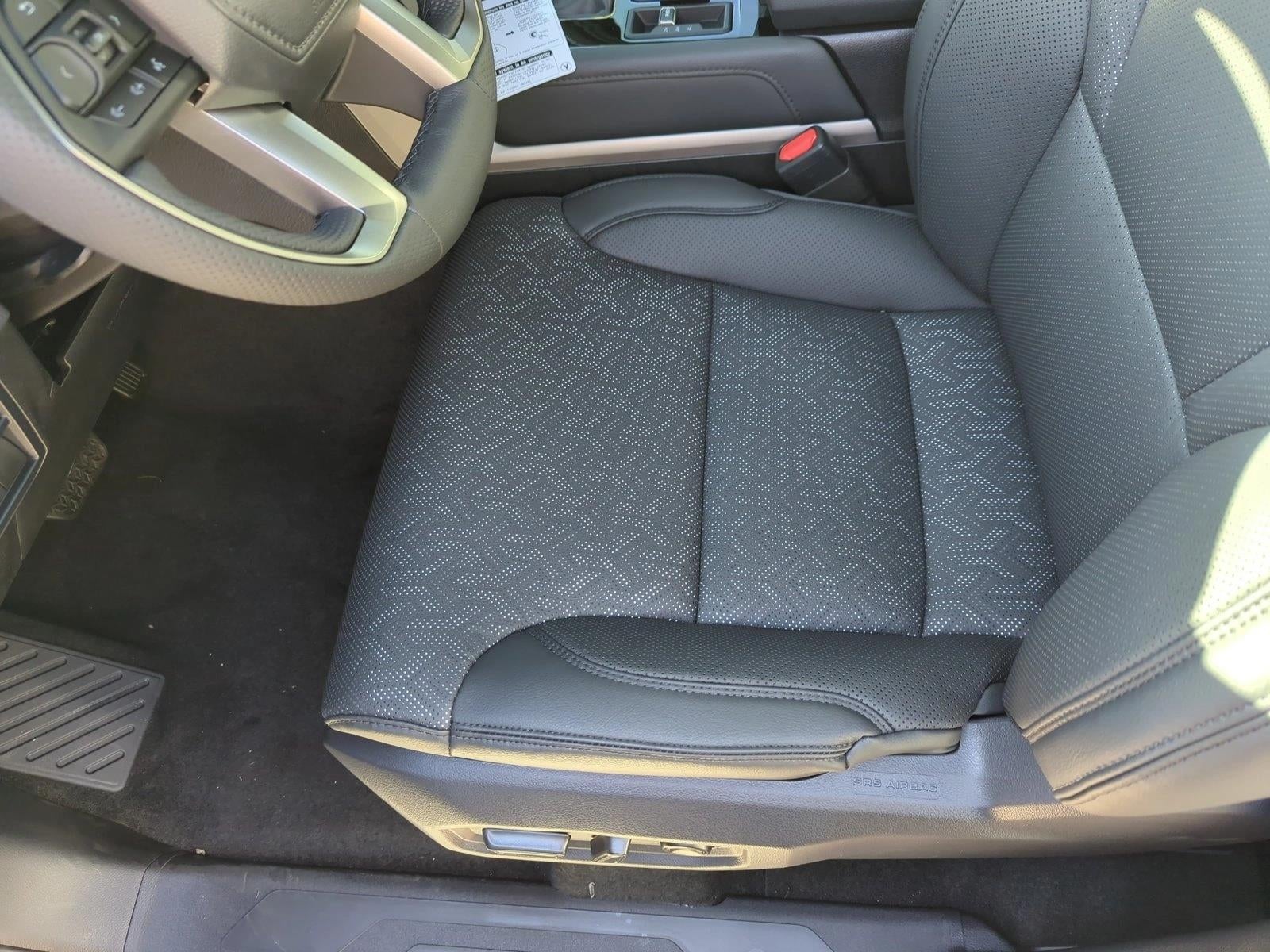 2025 Toyota Tundra 4WD 4WD Limited Hybrid CrewMax 5.5' Bed (Natl)