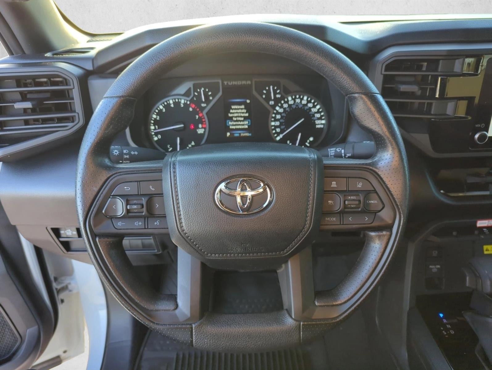 2025 Toyota Tundra 4WD 4WD SR CrewMax 5.5' Bed (Natl)