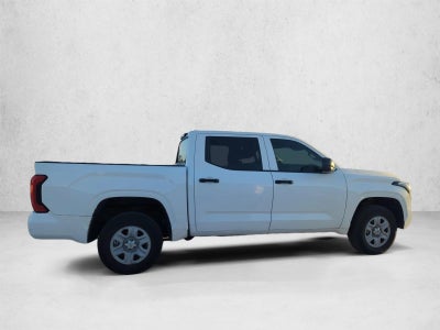 2025 Toyota Tundra 4WD 4WD SR CrewMax 5.5' Bed (Natl)