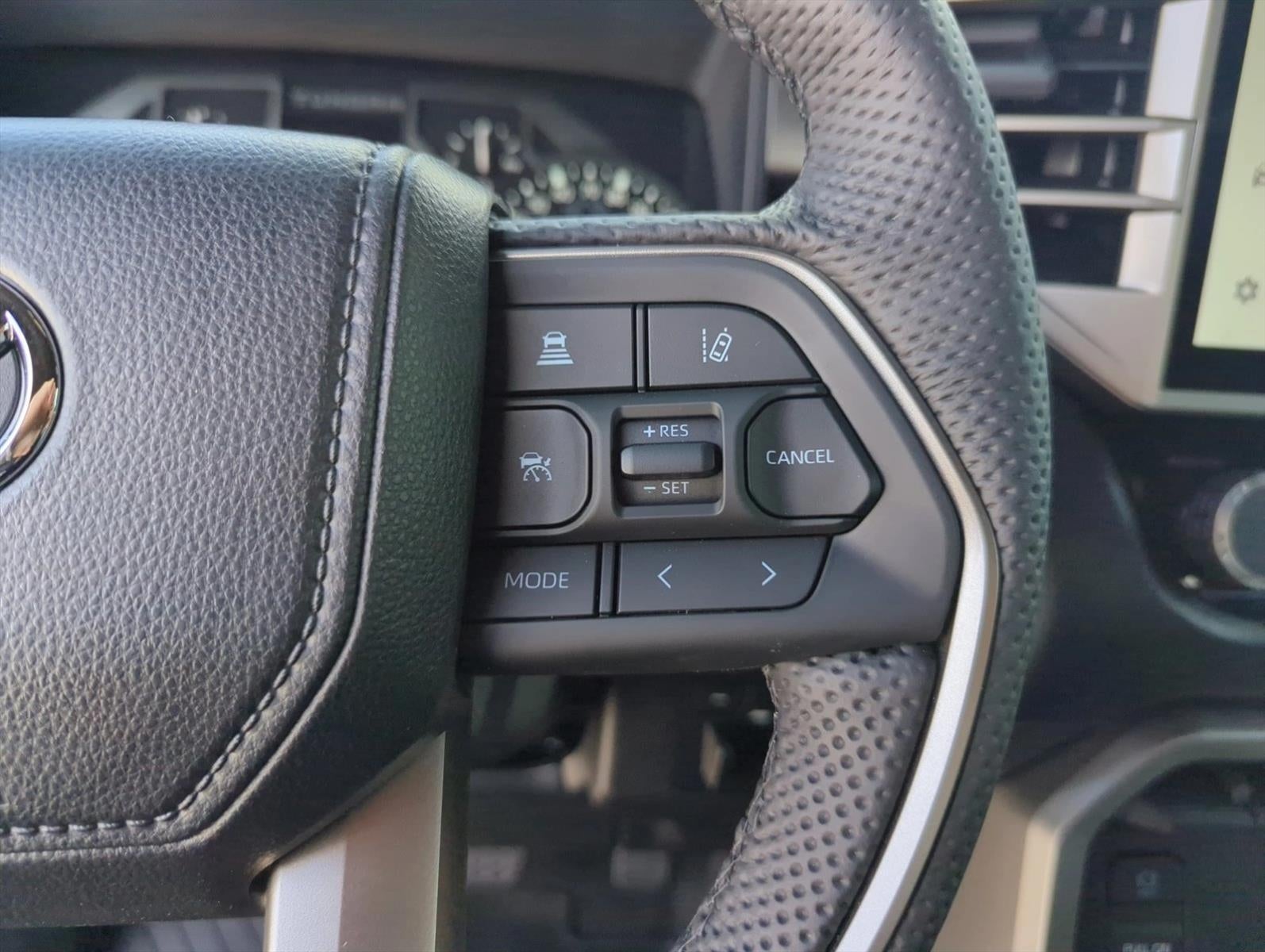2026 Toyota Tundra 2WD 2WD SR5 CrewMax 5.5' Bed (SE)