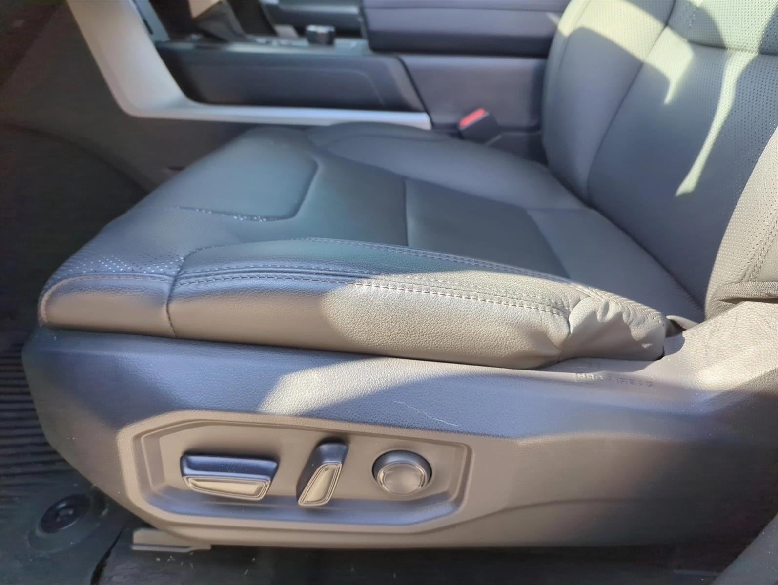 2024 Toyota Tundra 2WD 2WD SR5 CrewMax 5.5' Bed (Natl)