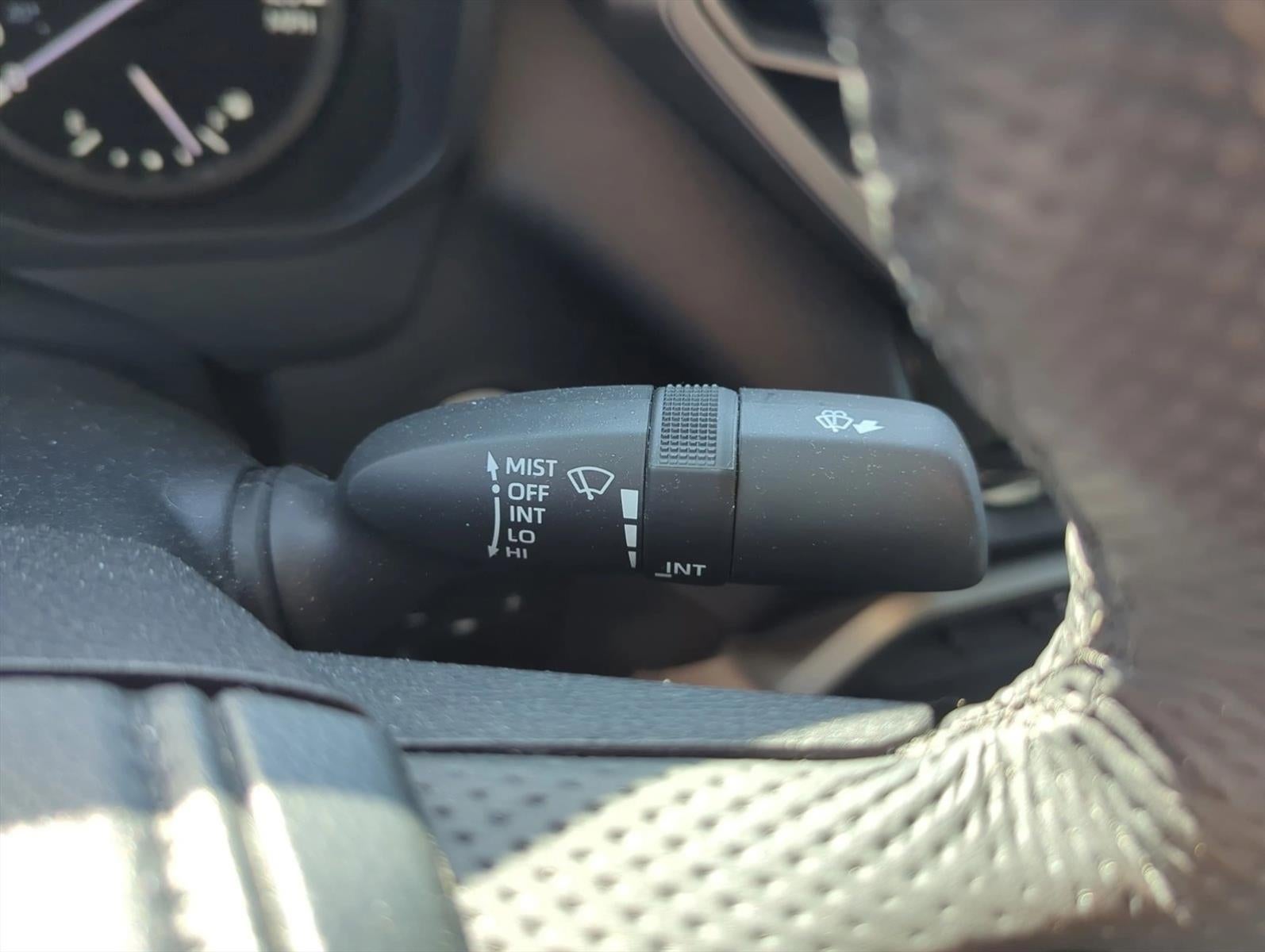 2024 Toyota Tundra 2WD 2WD SR5 CrewMax 5.5' Bed (Natl)