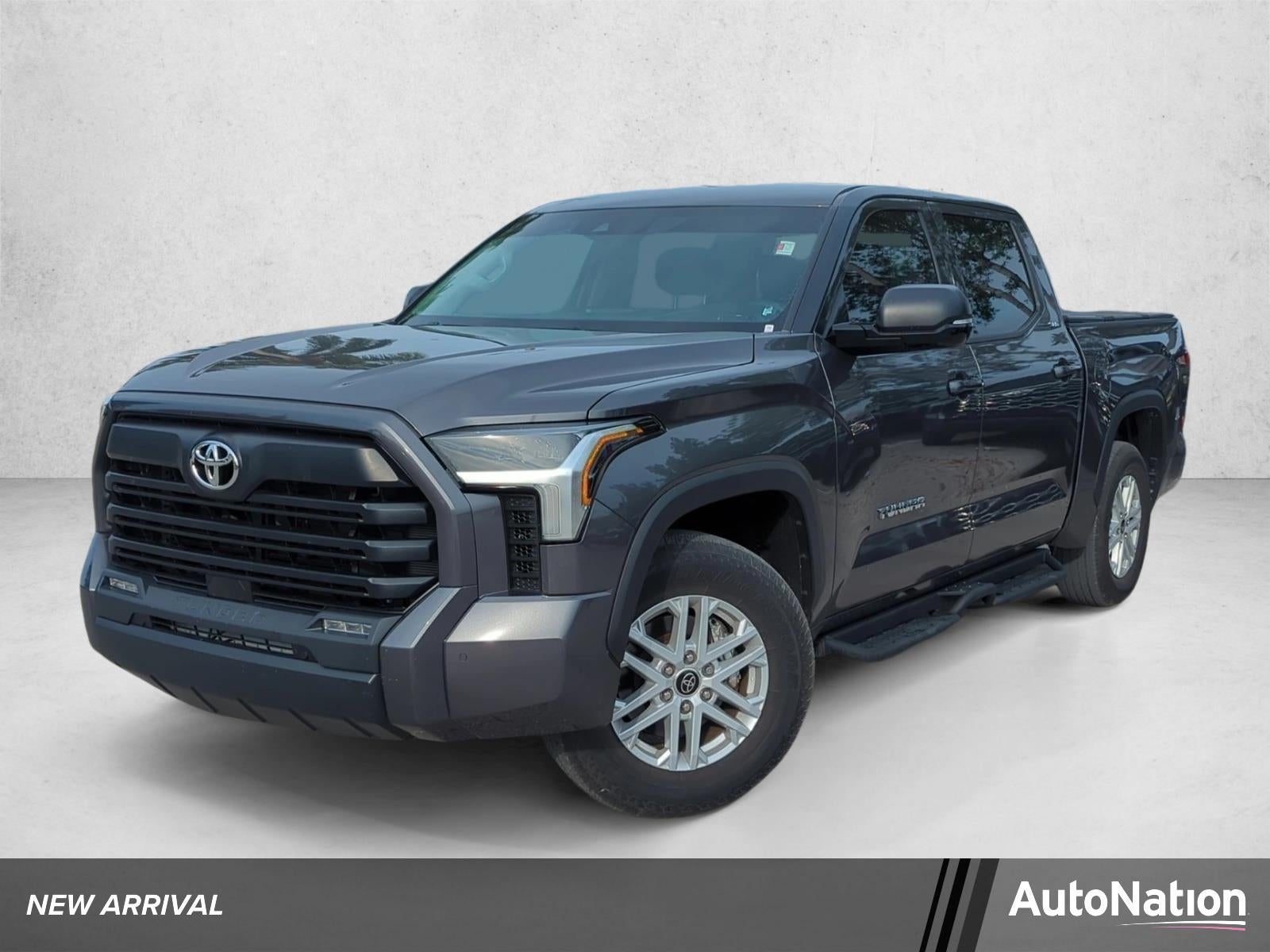 2023 Toyota Tundra 2WD 2WD SR5 CrewMax 5.5' Bed (SE)