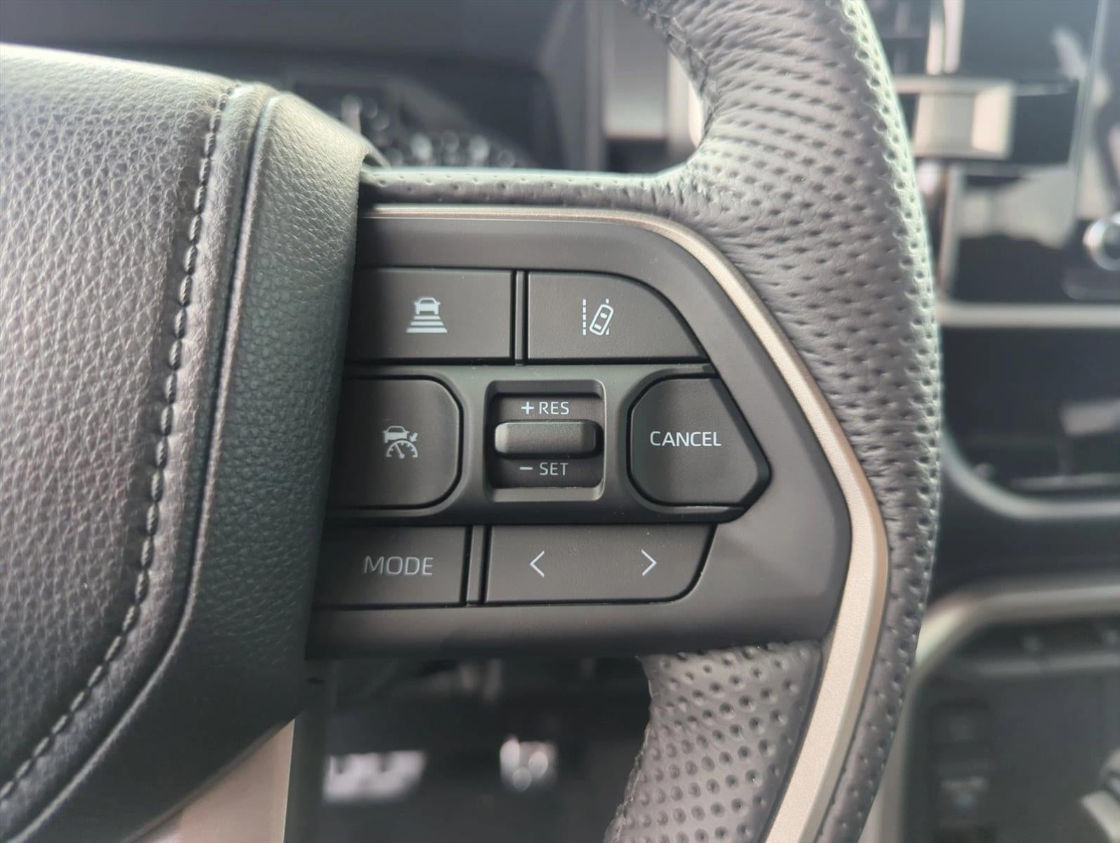 2026 Toyota Tundra 4WD 4WD SR5 CrewMax 5.5' Bed (SE)