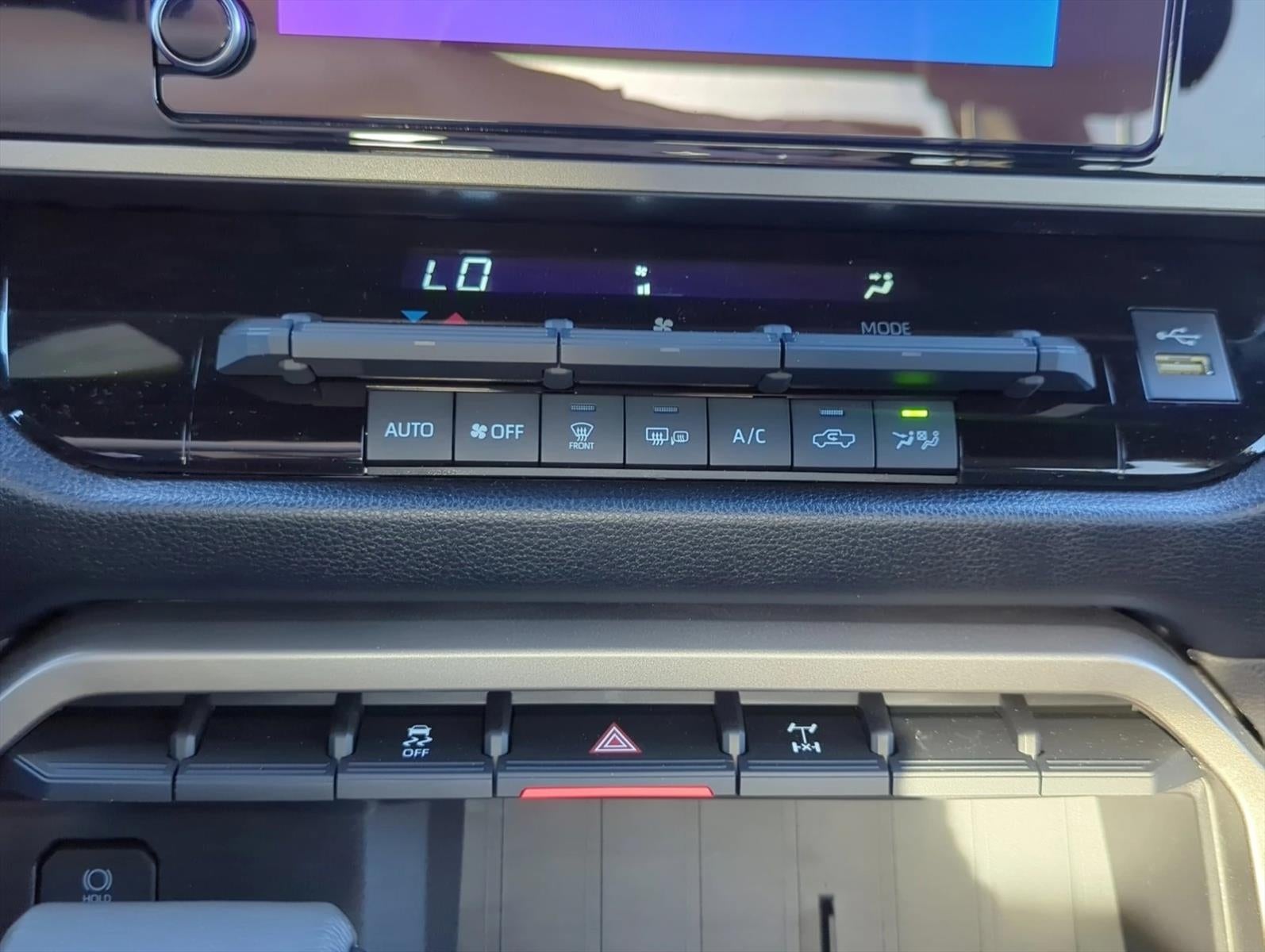 2026 Toyota Tundra 4WD 4WD SR5 CrewMax 5.5' Bed (SE)