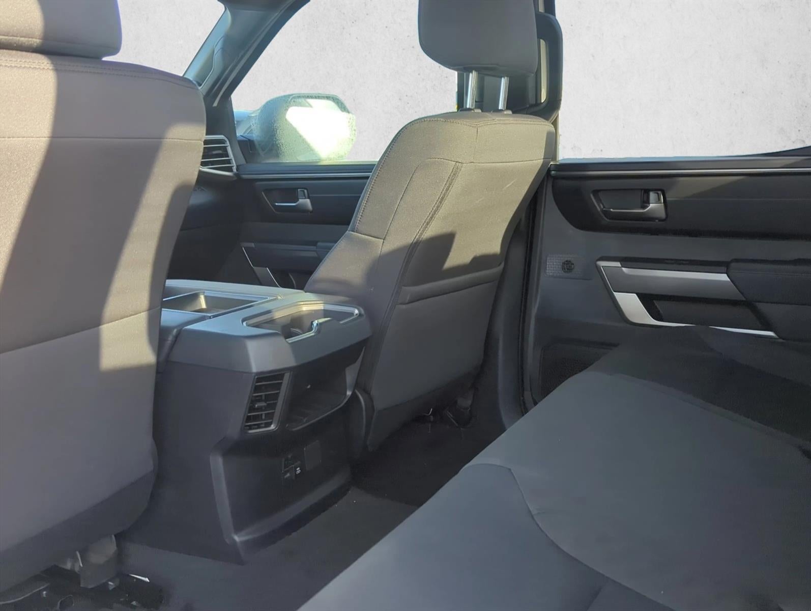 2026 Toyota Tundra 4WD 4WD SR5 CrewMax 5.5' Bed (SE)