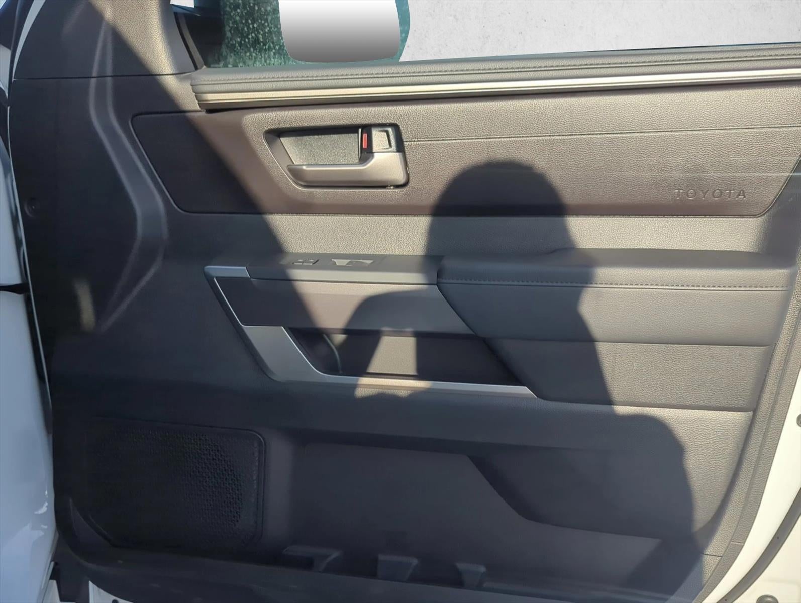 2026 Toyota Tundra 4WD 4WD SR5 CrewMax 5.5' Bed (SE)