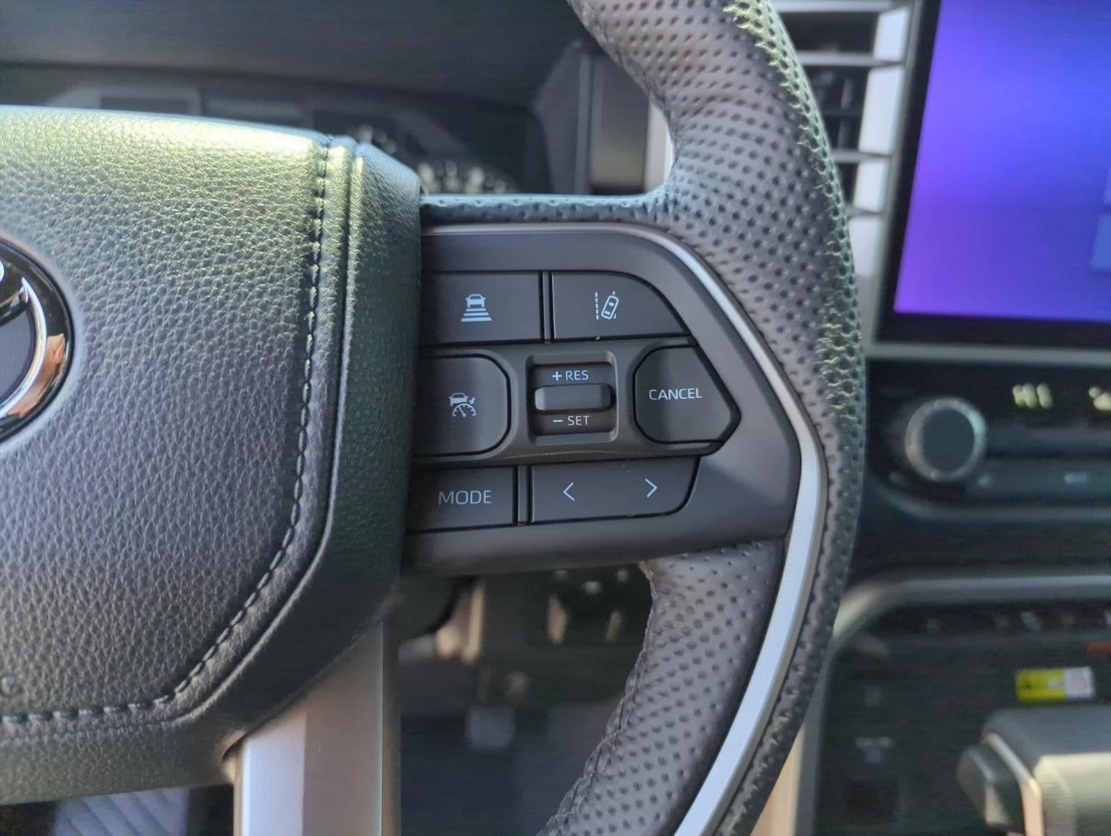 2026 Toyota Tundra 4WD 4WD SR5 CrewMax 5.5' Bed (SE)