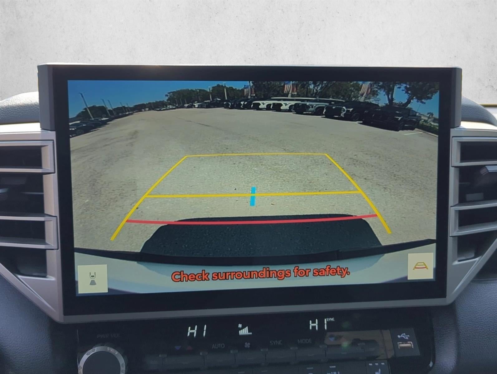2026 Toyota Tundra 4WD 4WD SR5 CrewMax 5.5' Bed (SE)
