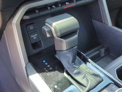 2026 Toyota Tundra 4WD 4WD SR5 CrewMax 5.5' Bed (SE)