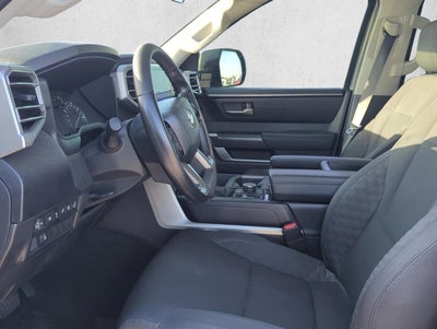 2024 Toyota Tundra 4WD 4WD SR5 CrewMax 5.5' Bed (SE)