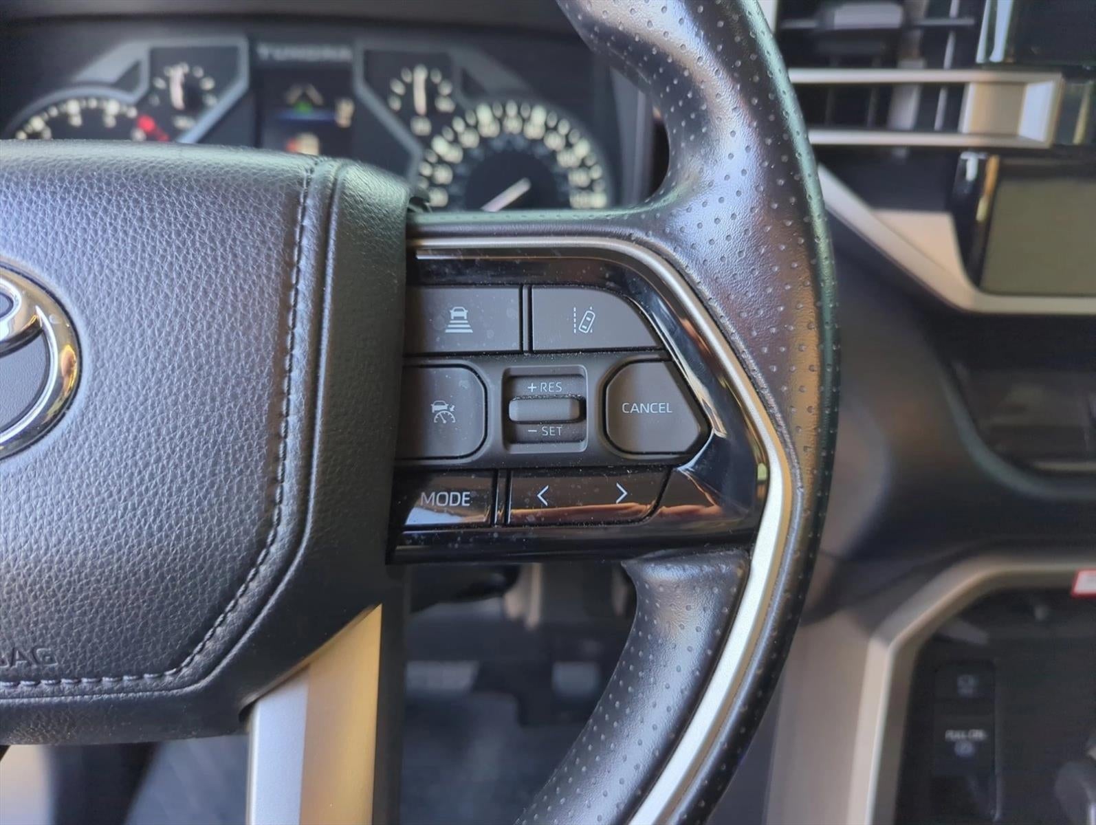 2024 Toyota Tundra 4WD 4WD SR5 CrewMax 5.5' Bed (Natl)