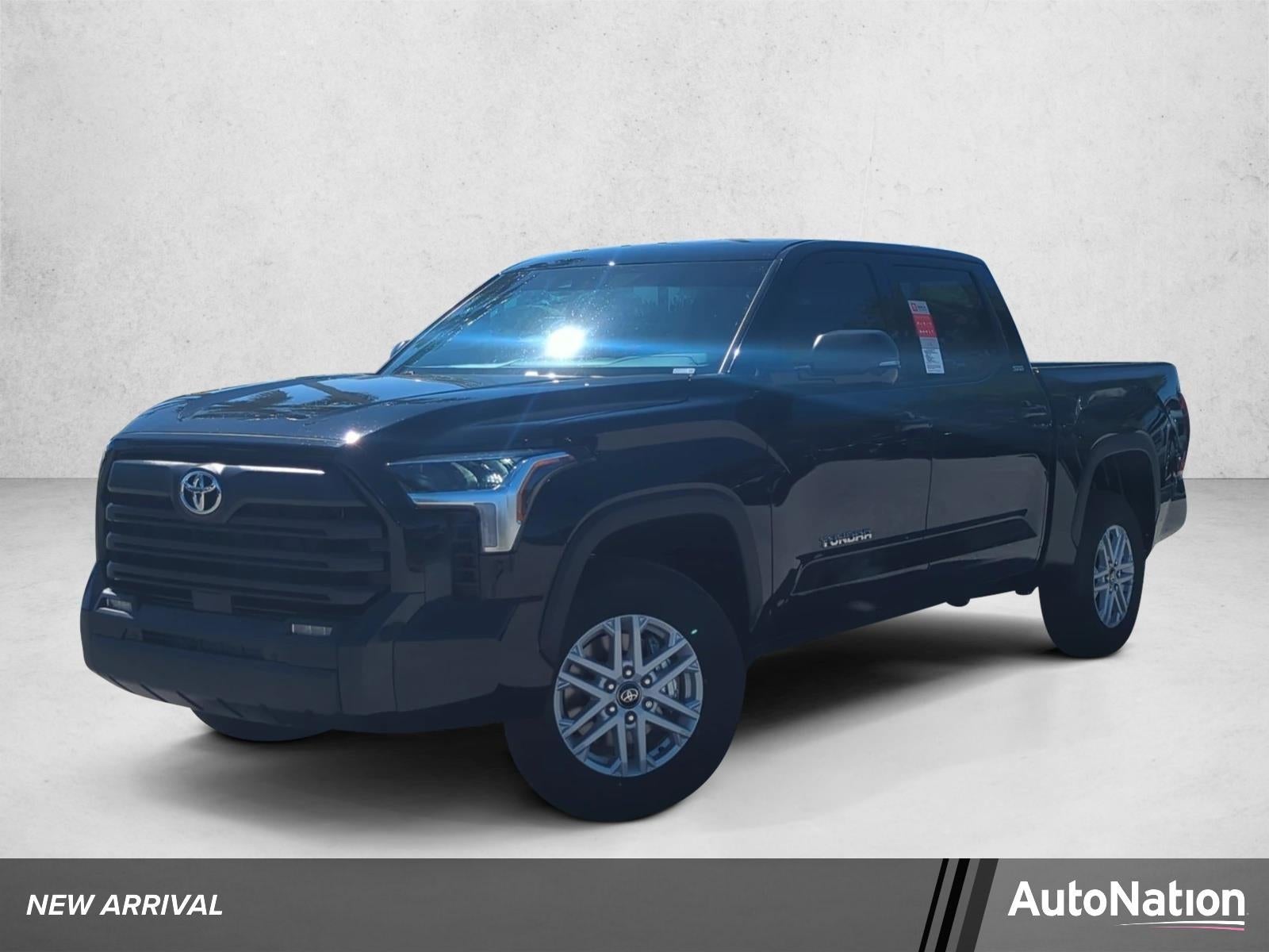2026 Toyota Tundra 4WD 4WD SR5 CrewMax 5.5' Bed (SE)