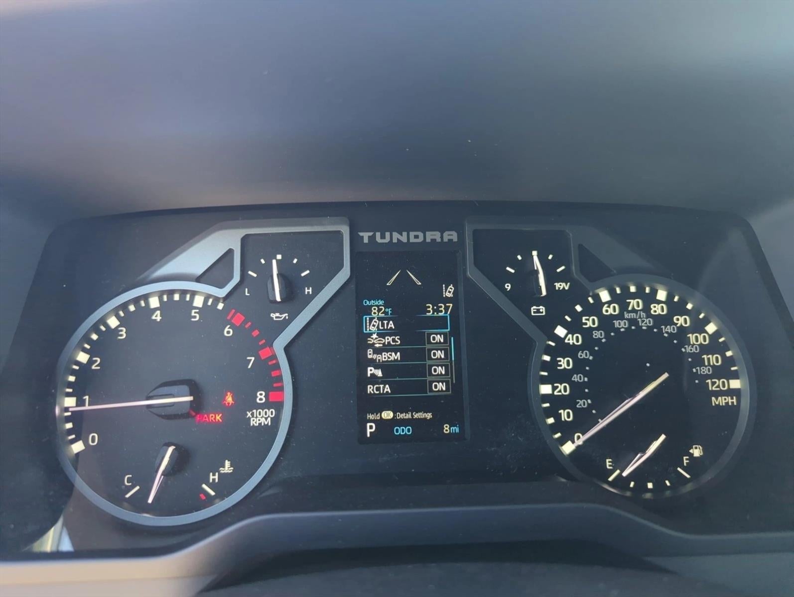 2026 Toyota Tundra 4WD 4WD SR5 CrewMax 5.5' Bed (SE)