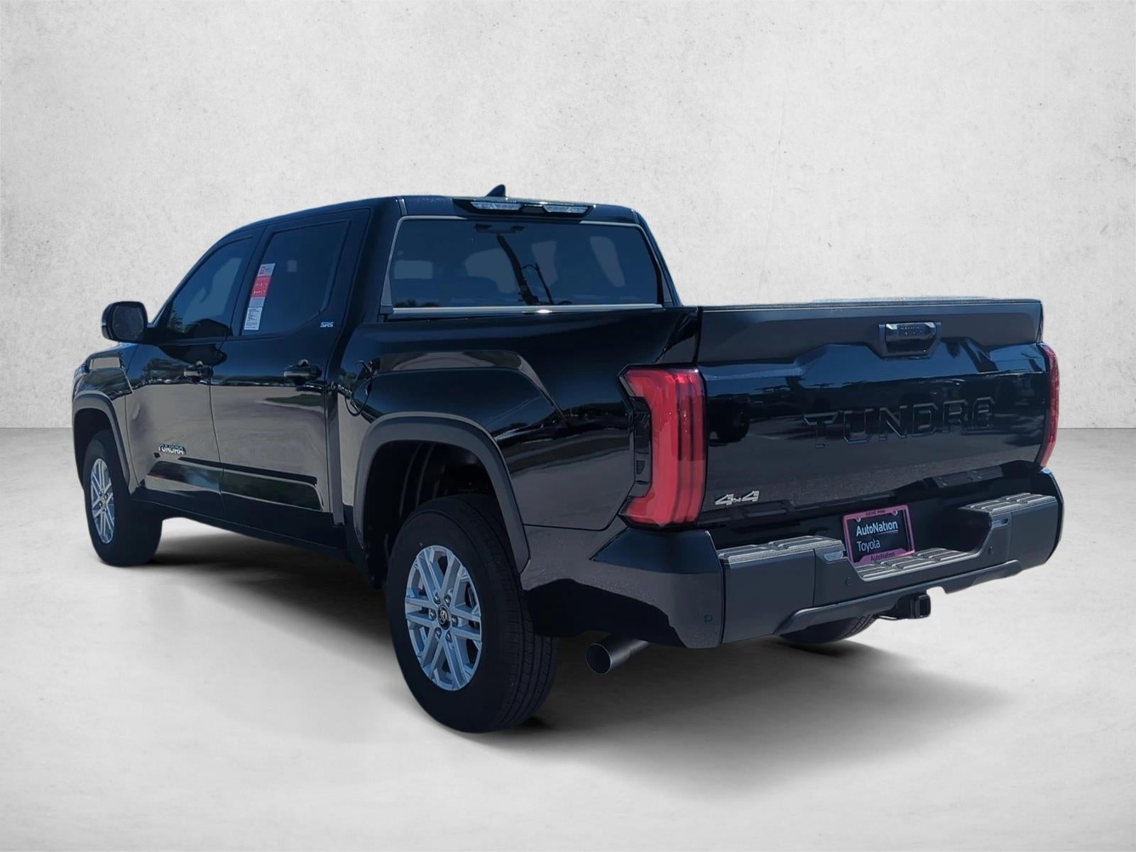 2026 Toyota Tundra 4WD 4WD SR5 CrewMax 5.5' Bed (SE)