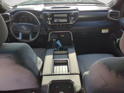 2025 Toyota Tundra 4WD 4WD SR5 CrewMax 5.5' Bed (SE)