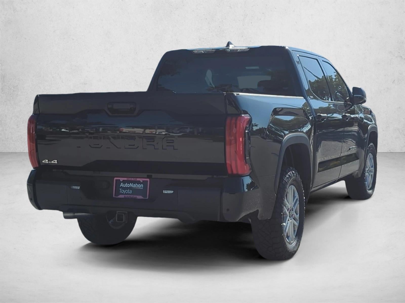 2025 Toyota Tundra 4WD 4WD SR5 CrewMax 5.5' Bed (SE)