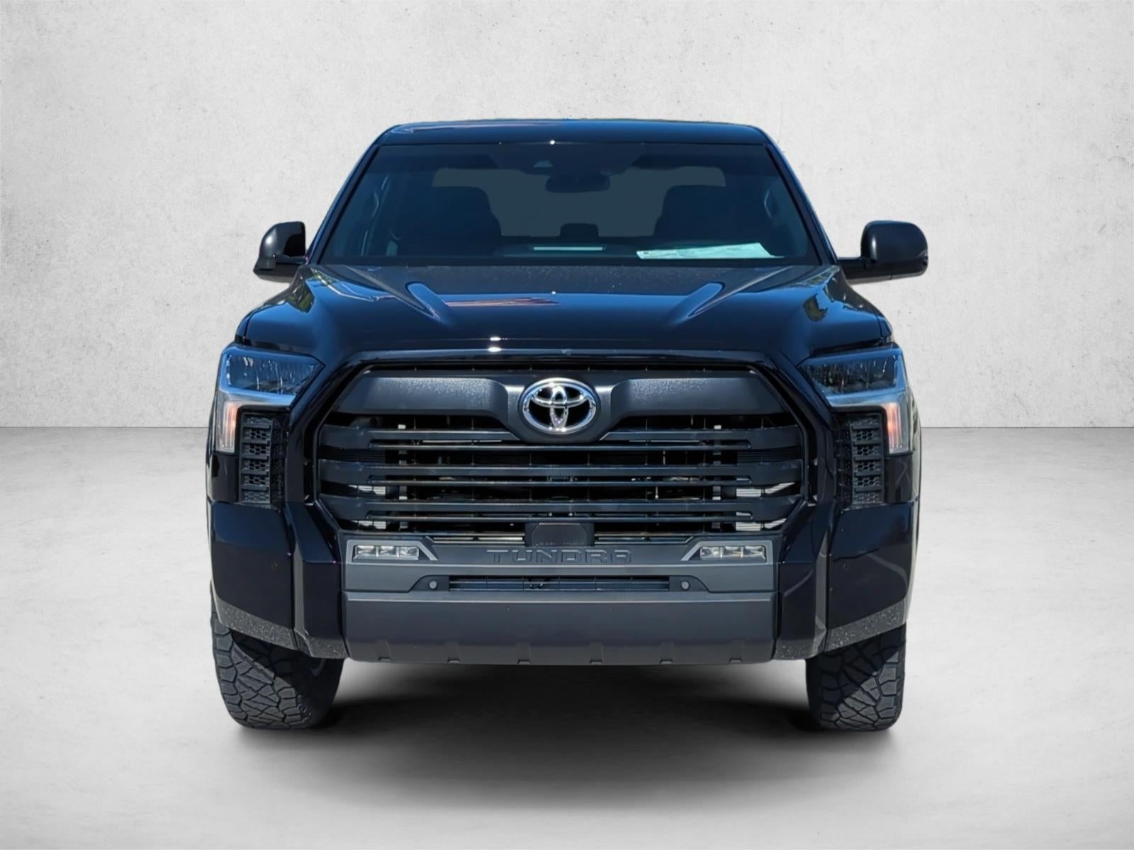 2025 Toyota Tundra 4WD 4WD SR5 CrewMax 5.5' Bed (SE)
