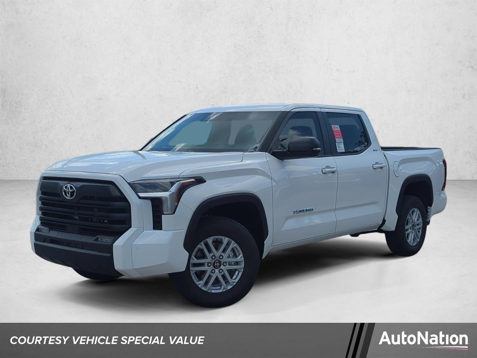 2026 Toyota Tundra 4WD 4WD SR5 CrewMax 5.5' Bed (SE)