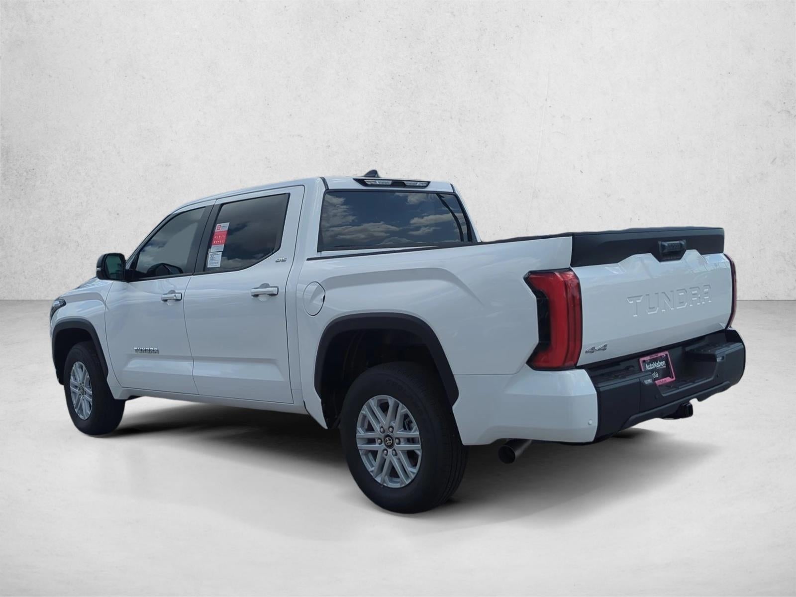 2026 Toyota Tundra 4WD 4WD SR5 CrewMax 5.5' Bed (SE)
