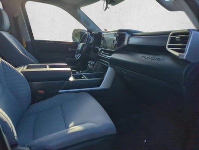 2022 Toyota Tundra 4WD 4WD SR5 CrewMax 5.5' Bed (SE)