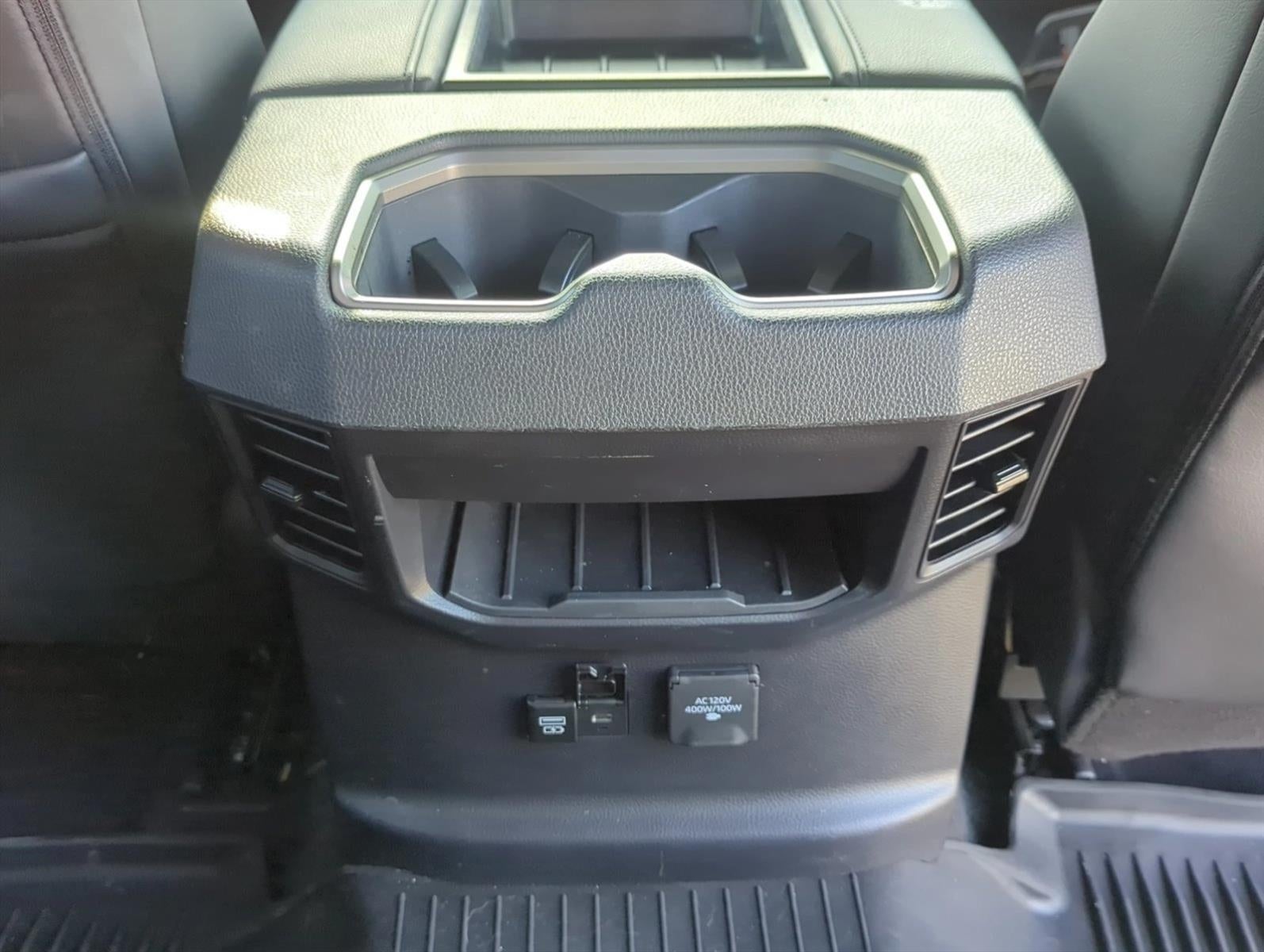 2025 Toyota Tundra 4WD 4WD SR5 CrewMax 5.5' Bed (SE)