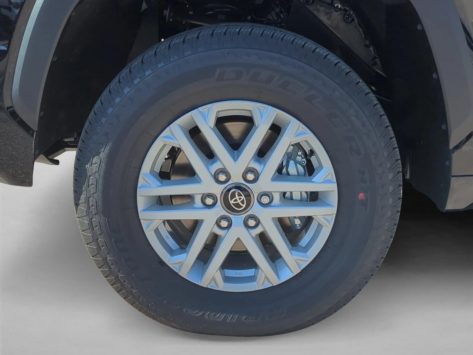 2025 Toyota Tundra 4WD 4WD SR5 CrewMax 5.5' Bed (SE)