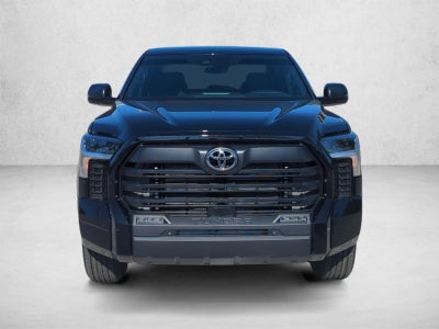 2025 Toyota Tundra 4WD 4WD SR5 CrewMax 5.5' Bed (SE)