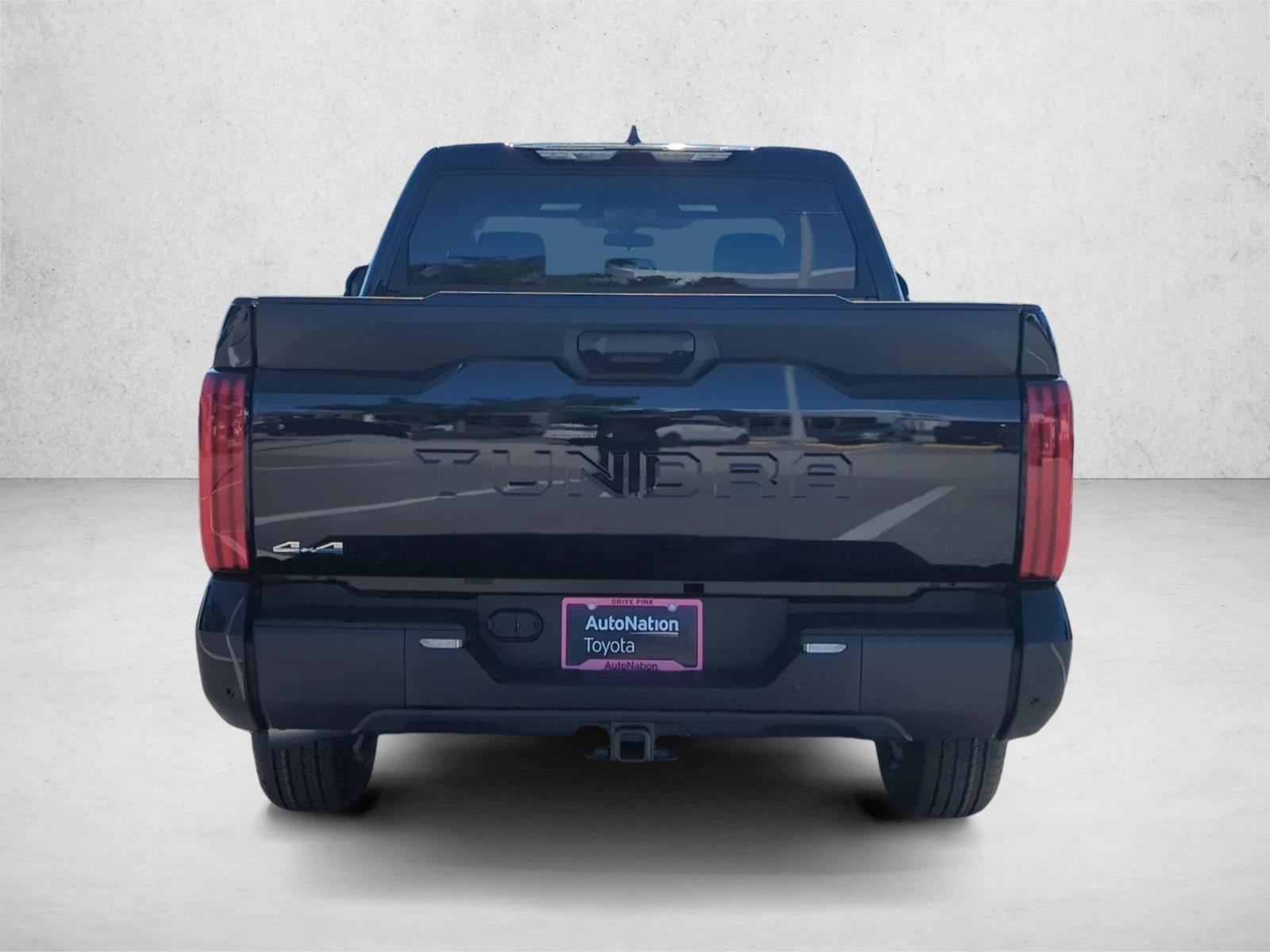 2025 Toyota Tundra 4WD 4WD SR5 CrewMax 5.5' Bed (SE)