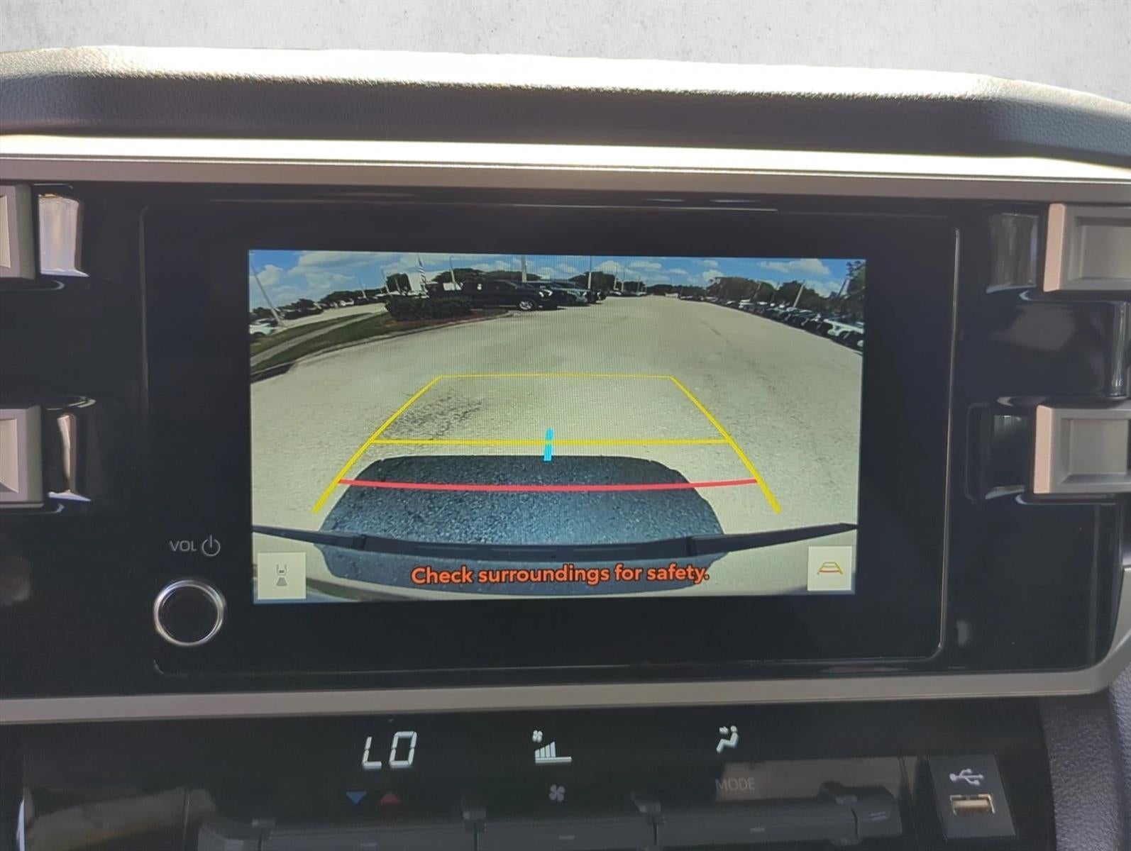 2026 Toyota Tundra 4WD 4WD SR5 CrewMax 5.5' Bed (SE)
