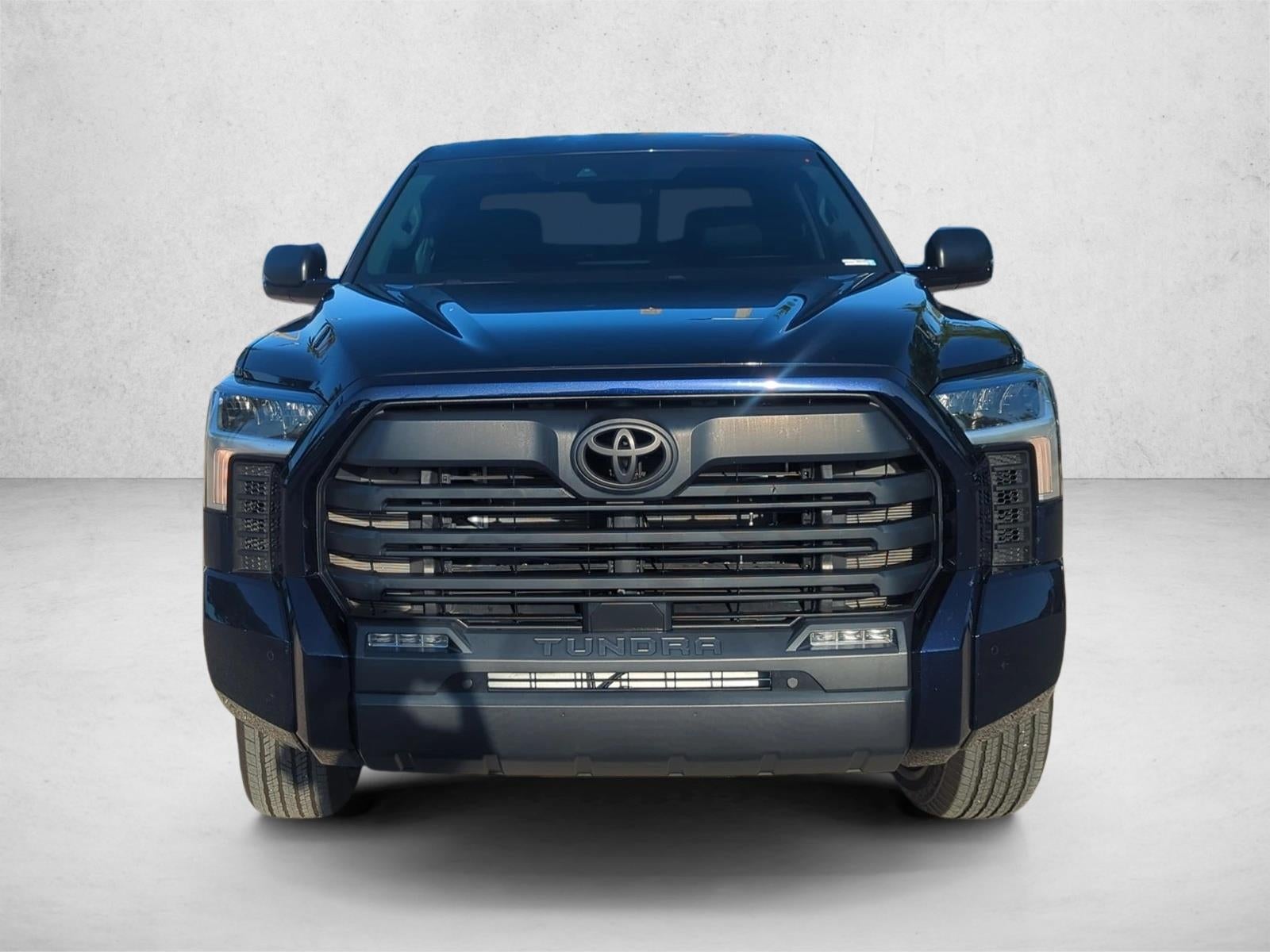 2023 Toyota Tundra 4WD 4WD SR5 CrewMax 5.5' Bed (SE)
