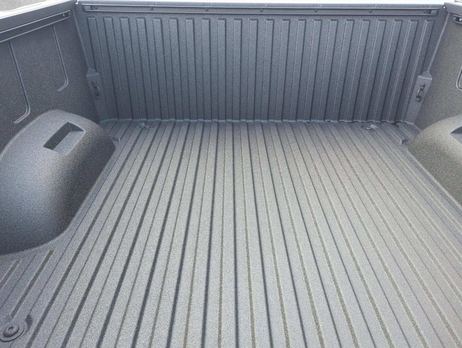 2026 Toyota Tundra 4WD 4WD SR5 CrewMax 5.5' Bed (SE)