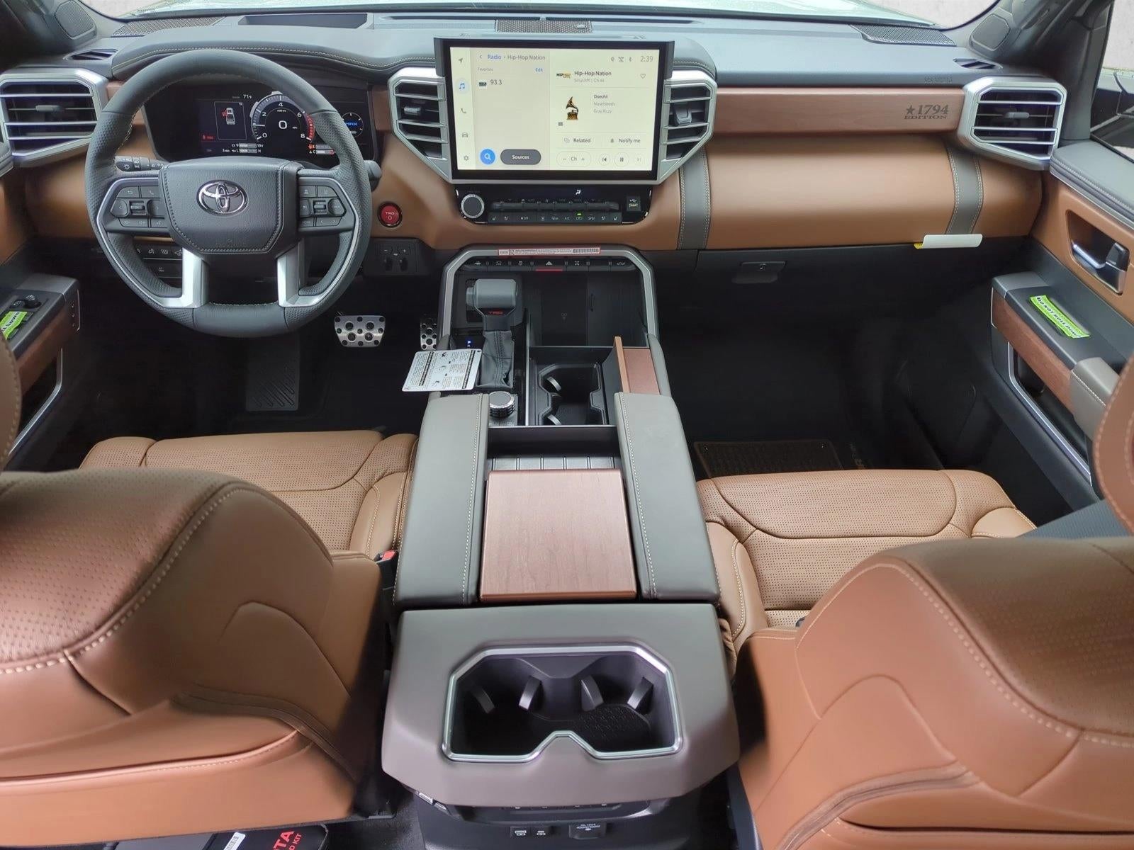 2025 Toyota Tundra 4WD 4WD 1794 Edition Hybrid CrewMax 5.5' Bed (Natl)