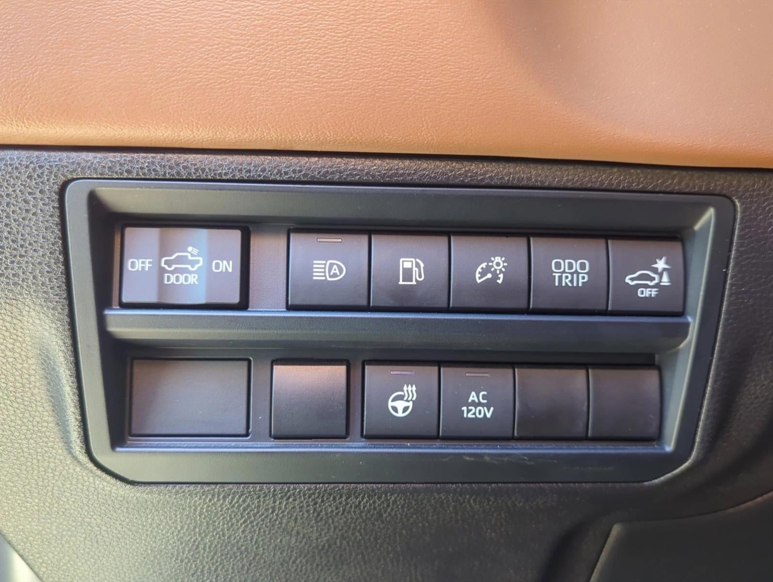 2024 Toyota Tundra 4WD 4WD 1794 Edition Hybrid CrewMax 5.5' Bed (Natl)