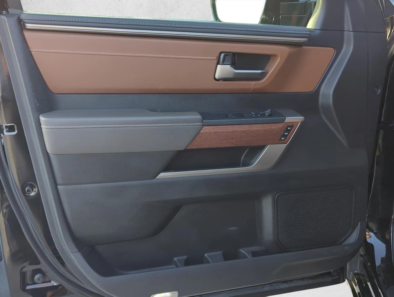 2026 Toyota Tundra 4WD 4WD 1794 Edition Hybrid CrewMax 5.5' Bed (Natl)