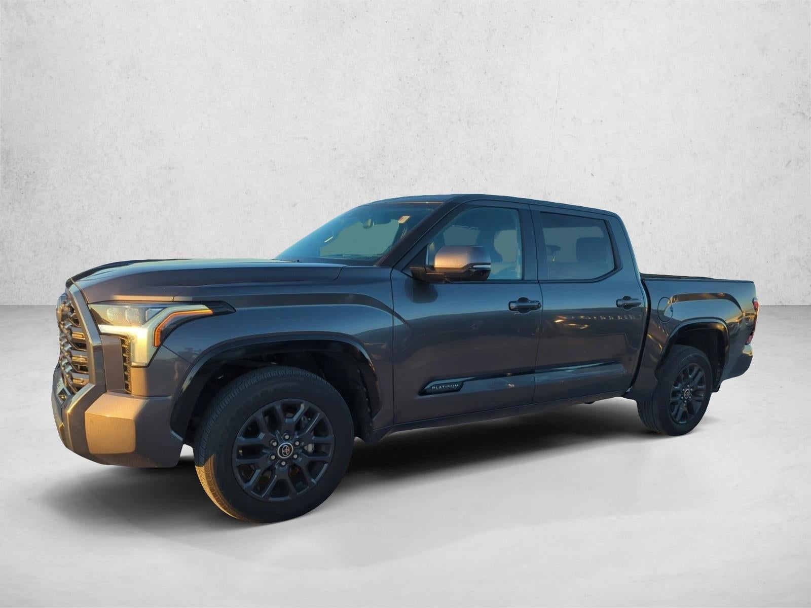 2022 Toyota Tundra 2WD 2WD Platinum CrewMax 5.5' Bed (SE)