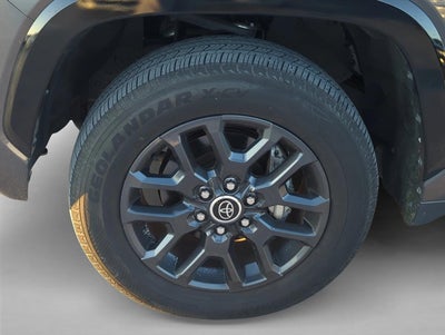 2022 Toyota Tundra 2WD 2WD Platinum CrewMax 5.5' Bed (SE)