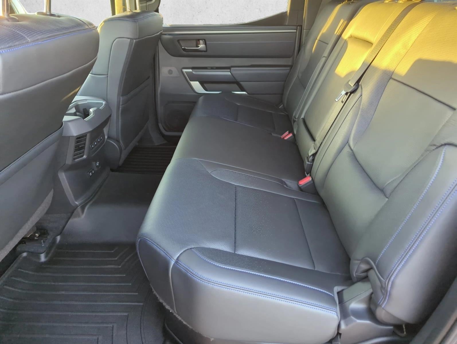 2022 Toyota Tundra 2WD 2WD Platinum CrewMax 5.5' Bed (SE)