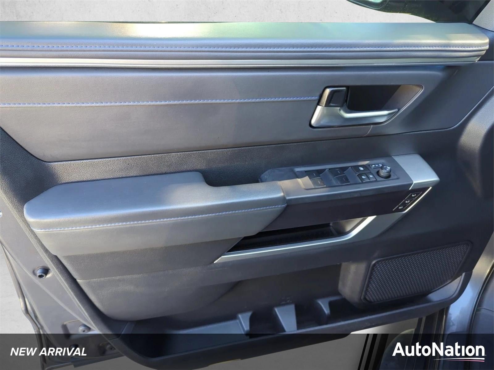 2023 Toyota Tundra 2WD 2WD Platinum CrewMax 5.5' Bed (SE)