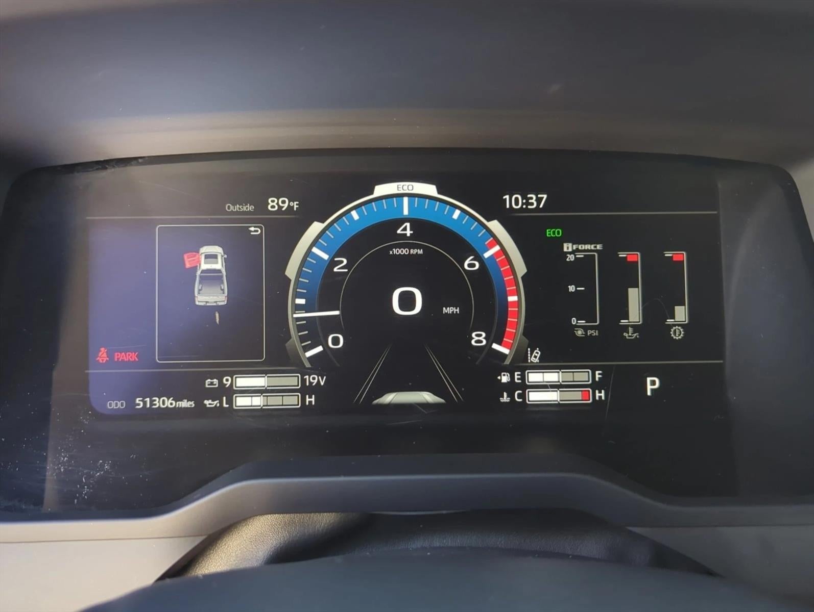 2023 Toyota Tundra 2WD 2WD Platinum CrewMax 5.5' Bed (SE)