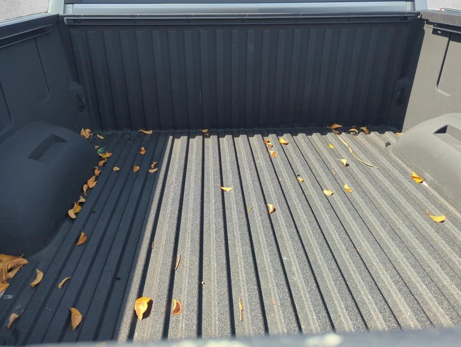 2023 Toyota Tundra 4WD 4WD Platinum CrewMax 5.5' Bed (Natl)