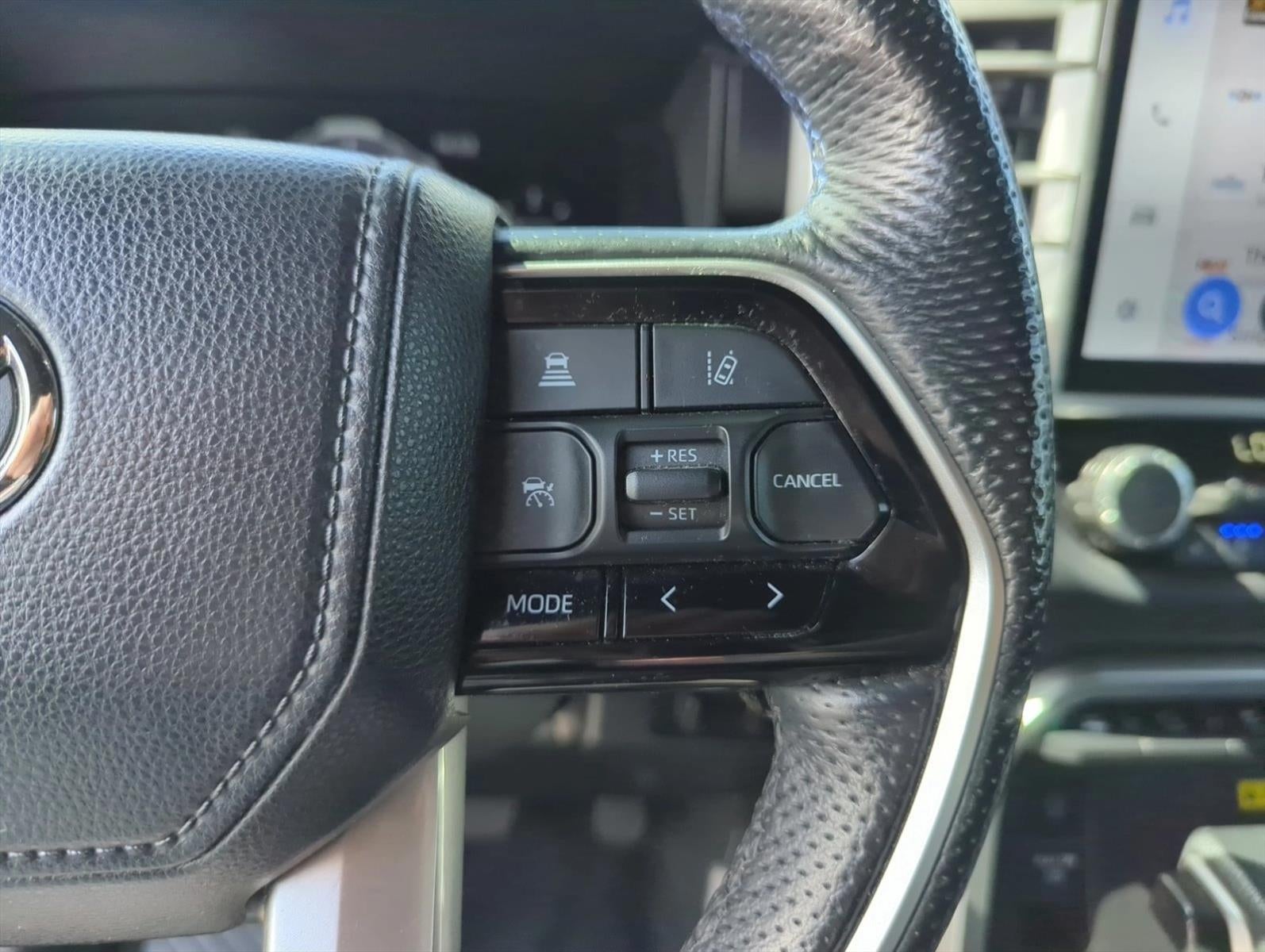 2023 Toyota Tundra 4WD 4WD Platinum CrewMax 5.5' Bed (Natl)