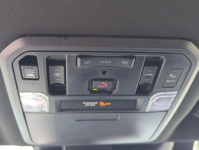 2023 Toyota Tundra 4WD 4WD Platinum CrewMax 5.5' Bed (Natl)